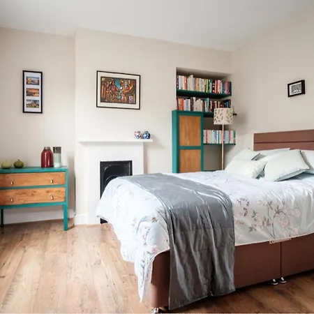 別荘 107 Nunnery *