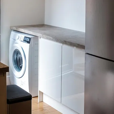 107 Nunnery Semesterbostad